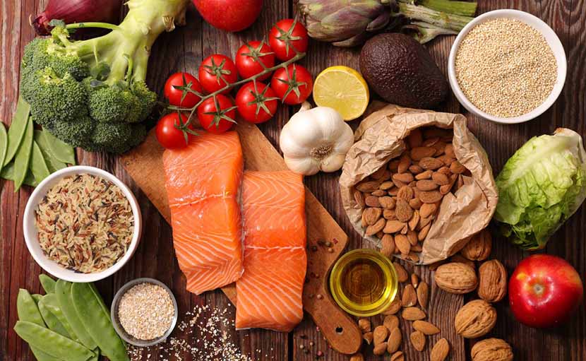 শিশুর পরিপূরক খাবার | বেবির সুস্থতার জন্য জেনে নিন ৮টি টিপস!